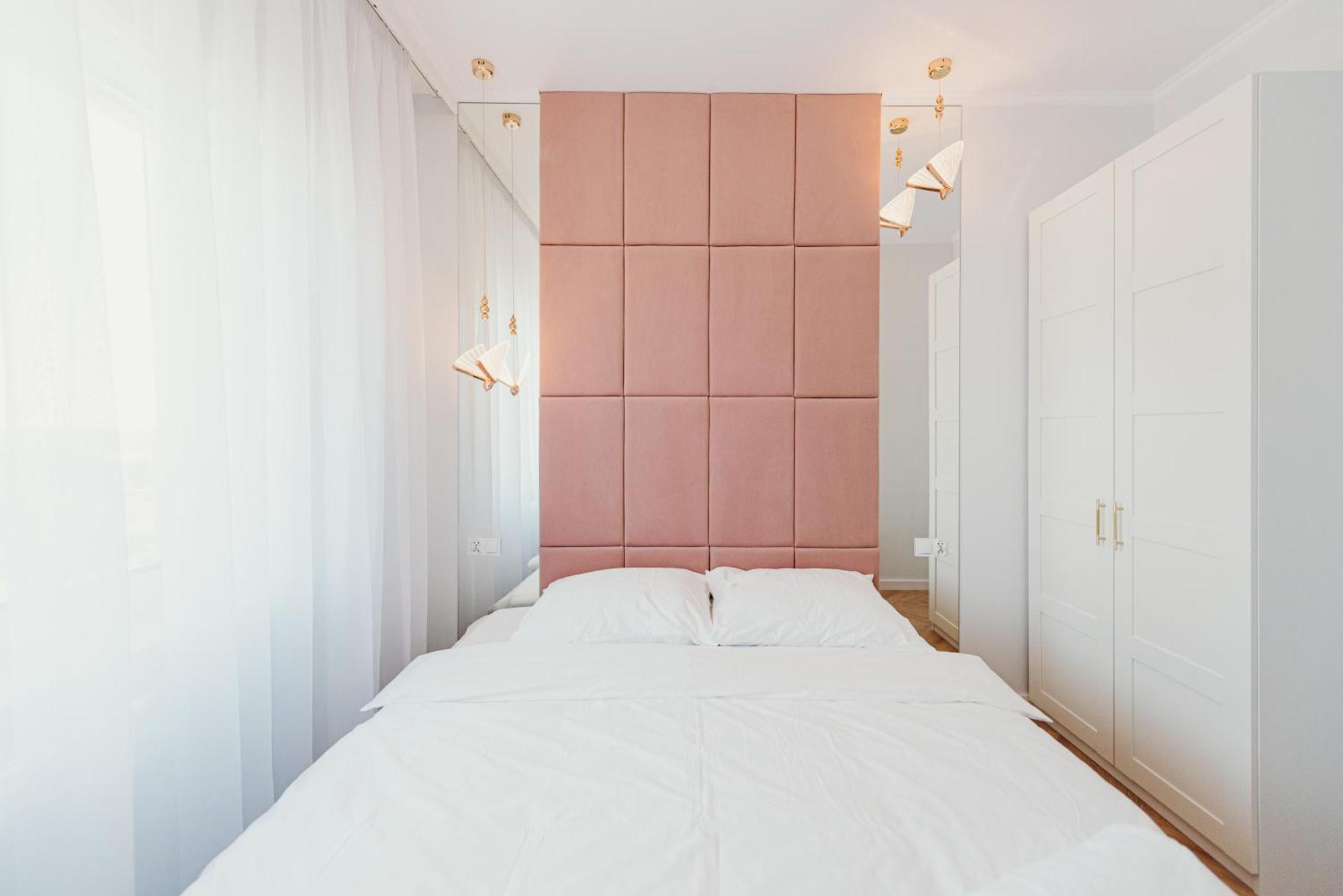 3 Bedrooms Premium Bella Rosa For 8 Guests With Ac And Underground Parking Rzeszów Esterno foto